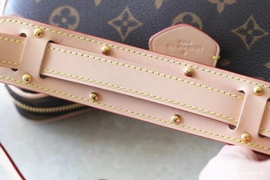 AAA Pruses Bags VUITTON LOUIS Croissant MM 0724